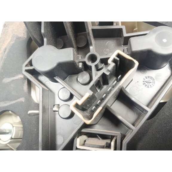 Recambio de piloto trasero derecho para bmw 1 (e87) 118 d referencia OEM IAM 63210397035  