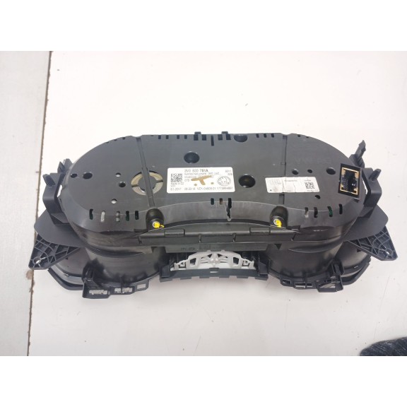 Recambio de cuadro instrumentos para skoda superb (3v3) 2.0 tdi referencia OEM IAM 3V0920751A  