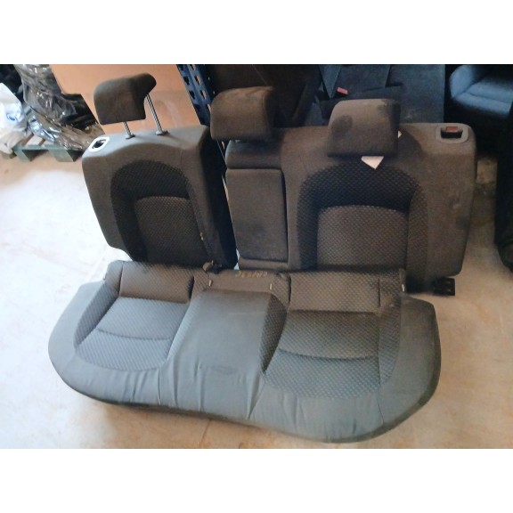 Recambio de asientos traseros para nissan qashqai (j10) acenta 4x4 referencia OEM IAM   