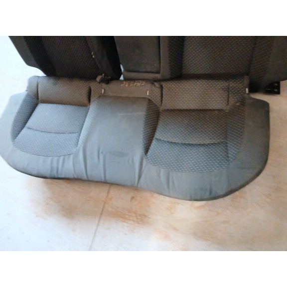 Recambio de asientos traseros para nissan qashqai (j10) acenta 4x4 referencia OEM IAM   