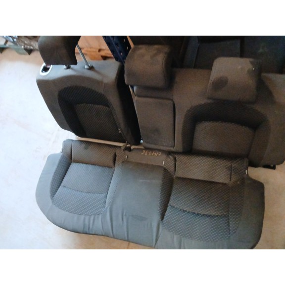 Recambio de asientos traseros para nissan qashqai (j10) acenta 4x4 referencia OEM IAM   
