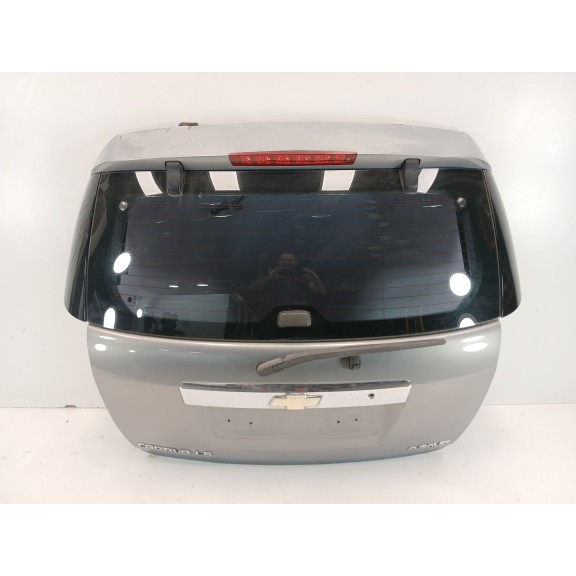 Recambio de porton trasero para chevrolet captiva 2.0 diesel cat referencia OEM IAM 96626994  