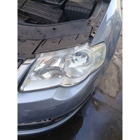 Recambio de faro izquierdo para volkswagen passat b6 (3c2) 2.0 tdi referencia OEM IAM   