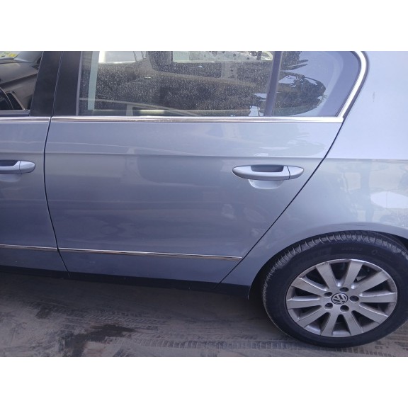 Recambio de puerta trasera izquierda para volkswagen passat b6 (3c2) 2.0 tdi referencia OEM IAM 3C5833055H  