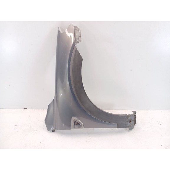 Recambio de aleta delantera derecha para chevrolet captiva 2.0 diesel cat referencia OEM IAM 96624396  