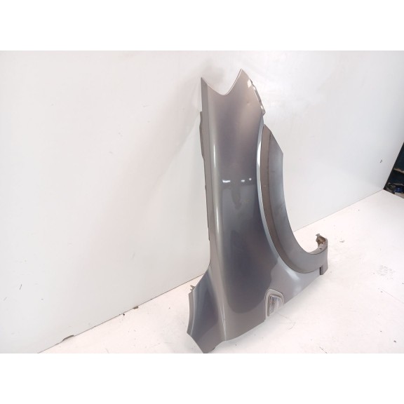 Recambio de aleta delantera derecha para chevrolet captiva 2.0 diesel cat referencia OEM IAM 96624396  