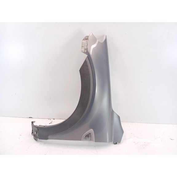 Recambio de aleta delantera izquierda para chevrolet captiva 2.0 diesel cat referencia OEM IAM 96624392  