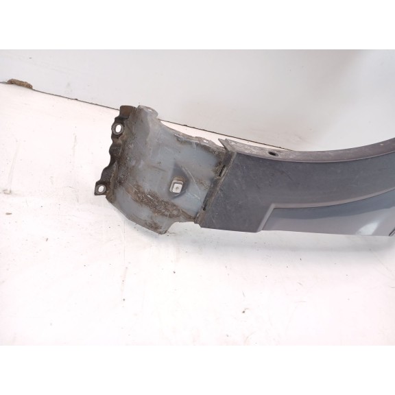 Recambio de aleta delantera izquierda para chevrolet captiva 2.0 diesel cat referencia OEM IAM 96624392  