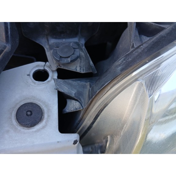 Recambio de faro izquierdo para nissan qashqai i (j10, nj10) 1.5 dci referencia OEM IAM   