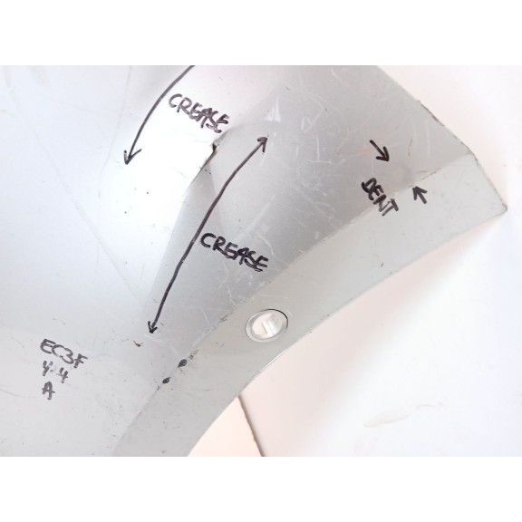 Recambio de paragolpes delantero para toyota corolla (e21) hybrid active referencia OEM IAM 5211902J90  