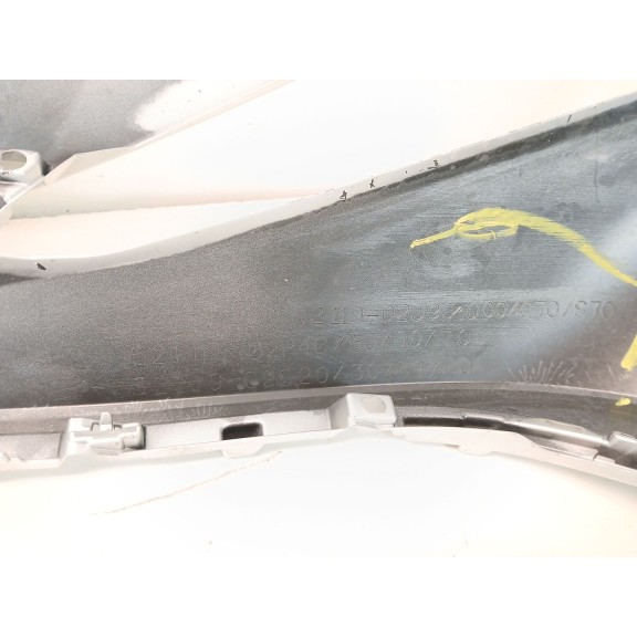 Recambio de paragolpes delantero para toyota corolla (e21) hybrid active referencia OEM IAM 5211902J90  