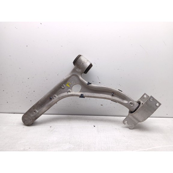 Recambio de brazo suspension inferior delantero derecho para mercedes-benz clase b (w246) b 180 cdi be (246.200) referencia OEM 