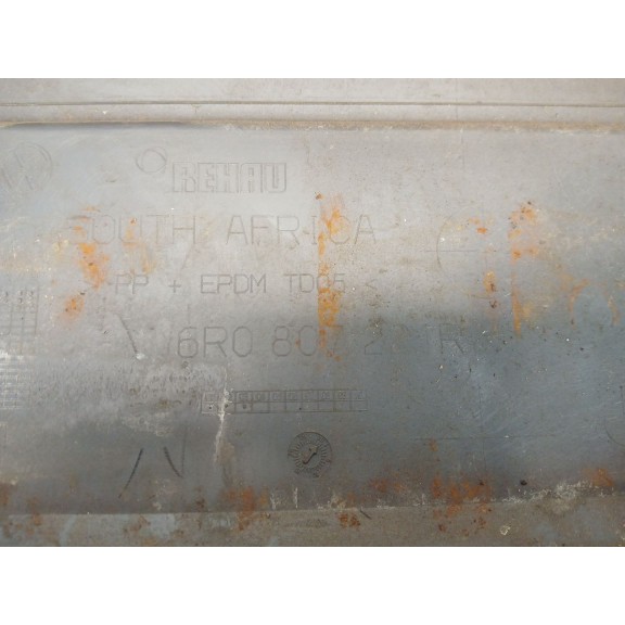 Recambio de paragolpes delantero para volkswagen polo (6r1) advance referencia OEM IAM 6R0807221R  