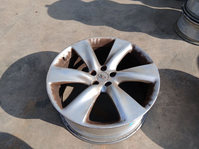 Recambio de llanta para infiniti qx70 3.7 awd referencia OEM IAM 91/2JX21 ET16 X1 N0742195