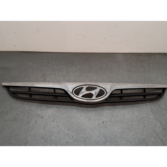 Recambio de rejilla delantera para hyundai i20 i (pb, pbt) 1.6 crdi referencia OEM IAM 863511J000  863501J000