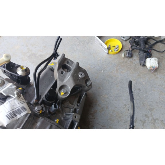 Recambio de caja cambios para citroën c3 1.4 16v referencia OEM IAM 20CQ13 MOTOR KFV 