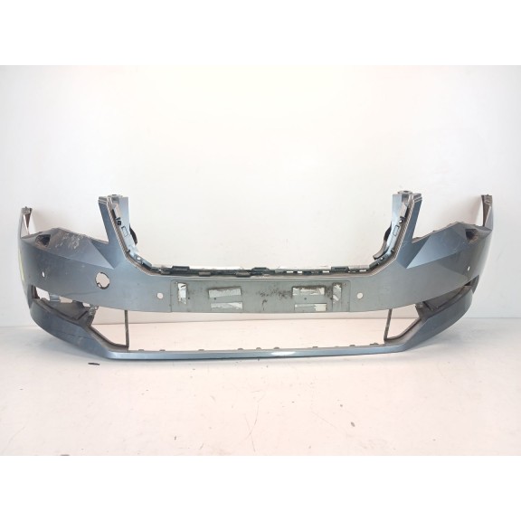 Recambio de paragolpes delantero para skoda superb (3v3) 2.0 tdi referencia OEM IAM 3V0807221  