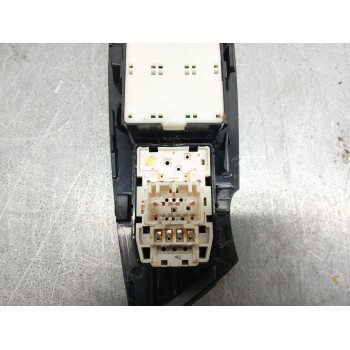 Recambio de mando elevalunas delantero izquierdo para kia sorento ii (xm) 2.2 crdi referencia OEM IAM 935732P300 299102153 