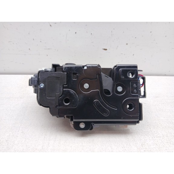 Recambio de cerradura puerta trasera izquierda para seat ibiza (6l1) referencia OEM IAM 3B4839015AG 6QD839015B 3B4839015AN