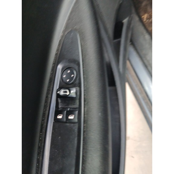 Recambio de retrovisor izquierdo para citroën c4 i (lc_) 1.4 16v referencia OEM IAM   