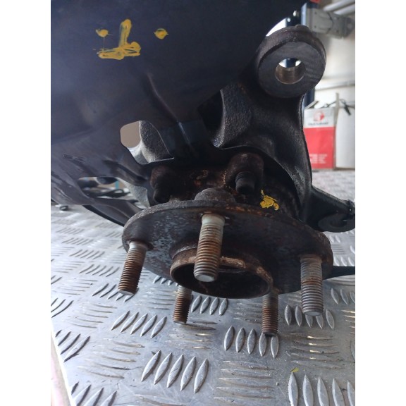 Recambio de mangueta delantera derecha para mazda 3 sedán (bm_, bn_) 2.2 d referencia OEM IAM   