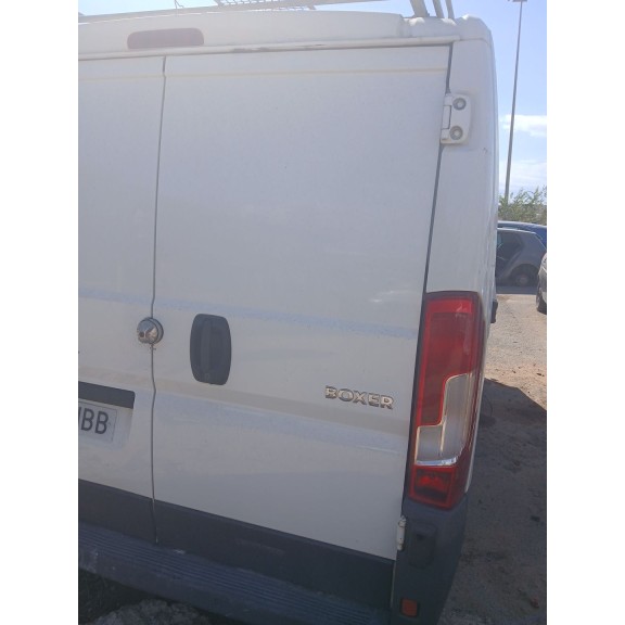 Recambio de puerta trasera derecha para peugeot boxer furgoneta 2.2 hdi 110 referencia OEM IAM   