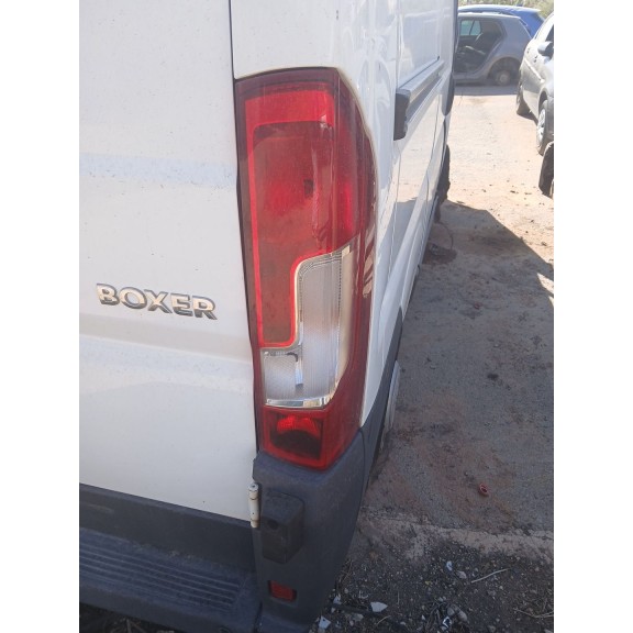 Recambio de piloto trasero derecho para peugeot boxer furgoneta 2.2 hdi 110 referencia OEM IAM   