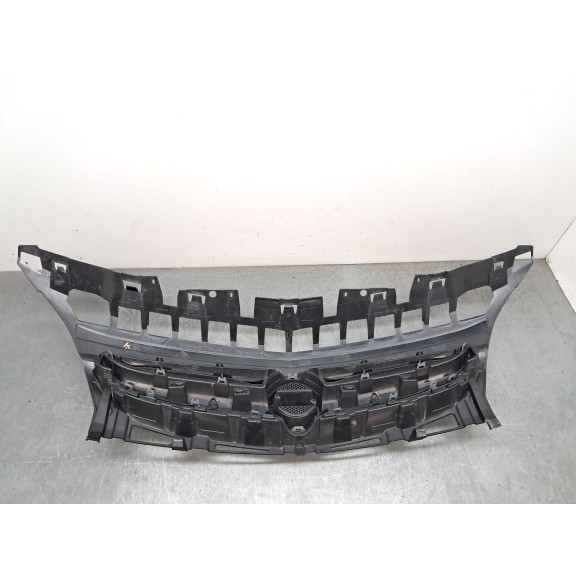 Recambio de rejilla paragolpes delantero para opel astra j (p10) 2.0 cdti (68) referencia OEM IAM 13368851  