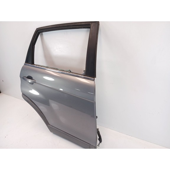 Recambio de puerta trasera derecha para chevrolet captiva 2.0 diesel cat referencia OEM IAM 94543753  