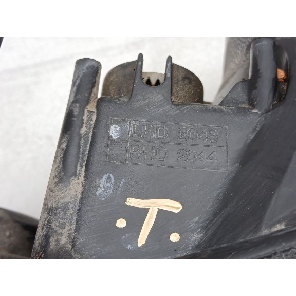 Recambio de faro izquierdo para chevrolet captiva 2.0 diesel cat referencia OEM IAM lhd2043  