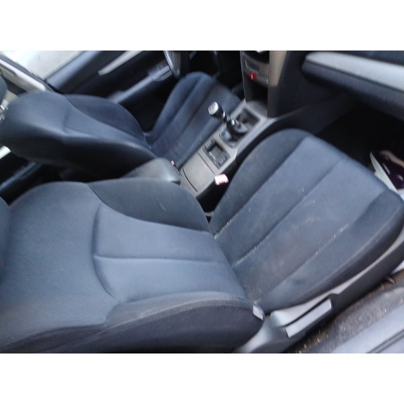 subaru legacy v (bm) del año 2011