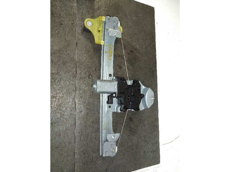 Recambio de elevalunas trasero izquierdo para renault clio iv dynamique referencia OEM IAM  2 PIN 