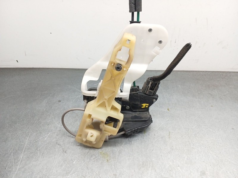 Recambio de cerradura puerta trasera derecha para kia sorento ii (xm) 2.2 crdi referencia OEM IAM 814202P000  