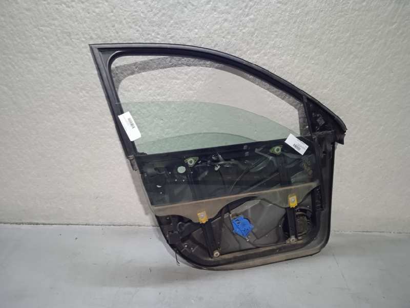 Recambio de elevalunas delantero derecho para volkswagen touareg (7la) tdi r5 referencia OEM IAM 7L6837730  