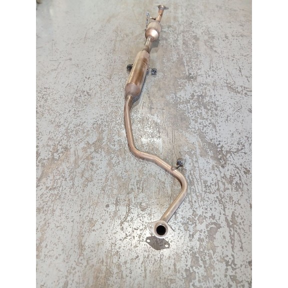 Recambio de catalizador para toyota yaris (_p21_, _pa1_, _ph1_) 1.5 hybrid (mxph11) referencia OEM IAM   