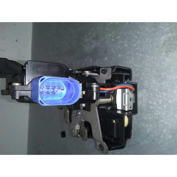 Recambio de cerradura puerta trasera derecha para skoda octavia berlina (1z3) active referencia OEM IAM 7L0839016 7 PIN 