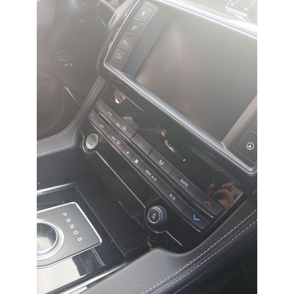 Recambio de mando climatizador para jaguar f-pace (x761) 2.0 td4 awd referencia OEM IAM   