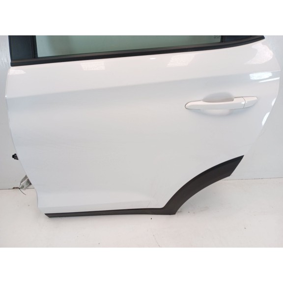 Recambio de puerta trasera izquierda para hyundai tucson (tl, tle) 1.6 t-gdi referencia OEM IAM 77003D3000  