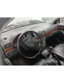 toyota avensis (_t25_) del año 2008 2