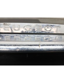 Recambio de rejilla paragolpes delantero para peugeot 108 1.0 vti 72 referencia OEM IAM 531140H020   2