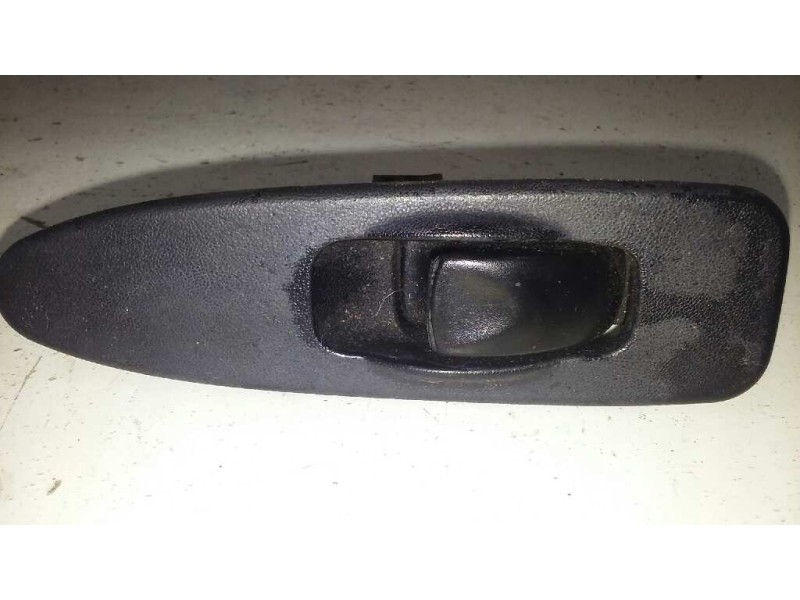 Recambio de mando elevalunas delantero derecho para mitsubishi carisma berlina 5 (da0) 1900 di-d avance referencia OEM IAM MR792