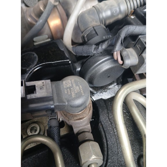 Recambio de despiece motor para volkswagen golf vi (5k1) 1.6 tdi referencia OEM IAM CAY  
