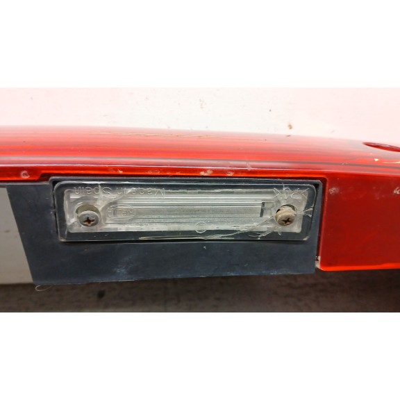 Recambio de piloto trasero central para seat toledo ii (1m2) 1.6 16v referencia OEM IAM 1m5945225d  