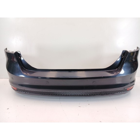Recambio de paragolpes trasero para ford focus iii sedán 1.6 tdci referencia OEM IAM 1731174  