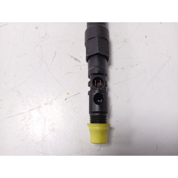 Recambio de inyector para ford mondeo berlina (ge) ambiente referencia OEM IAM EJDR01001D  