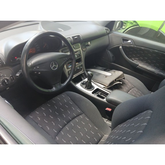 mercedes-benz clase c coupé (cl203) del año 2002