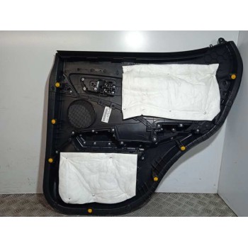 Recambio de guarnecido puerta trasera izquierda para ssangyong tivoli referencia OEM IAM 7321035040  