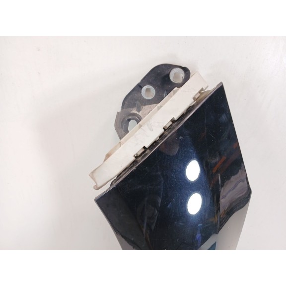 Recambio de aleta delantera izquierda para ford focus iii sedán 1.6 tdci referencia OEM IAM 2171304  