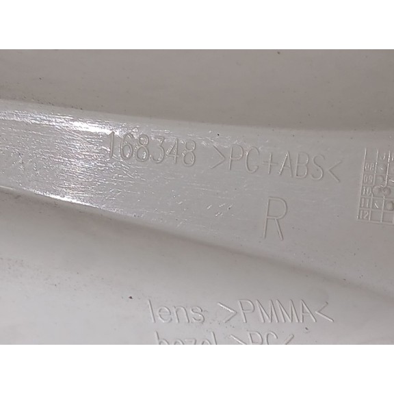 Recambio de piloto trasero derecho para opel insignia a (g09) 2.0 cdti (68) referencia OEM IAM 168348  