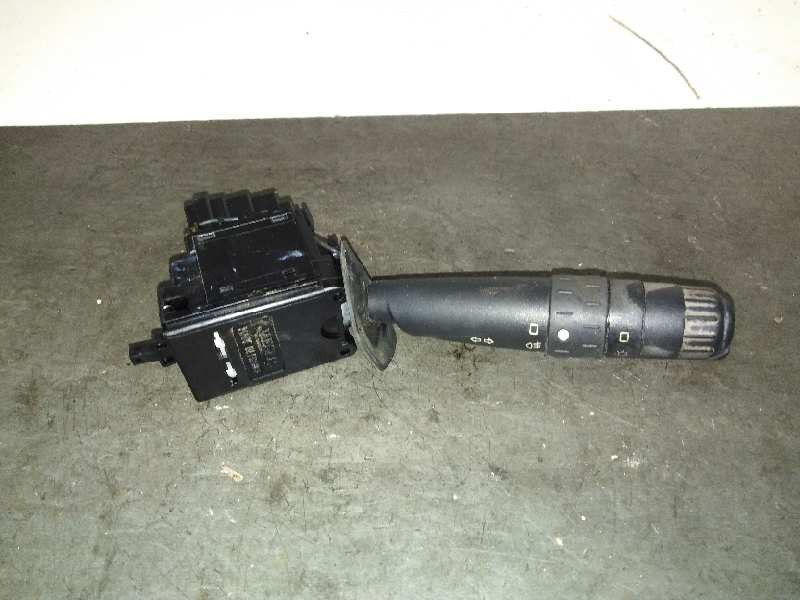 Recambio de mando intermitentes para peugeot 206 berlina x-line referencia OEM IAM 96251931ZL  
